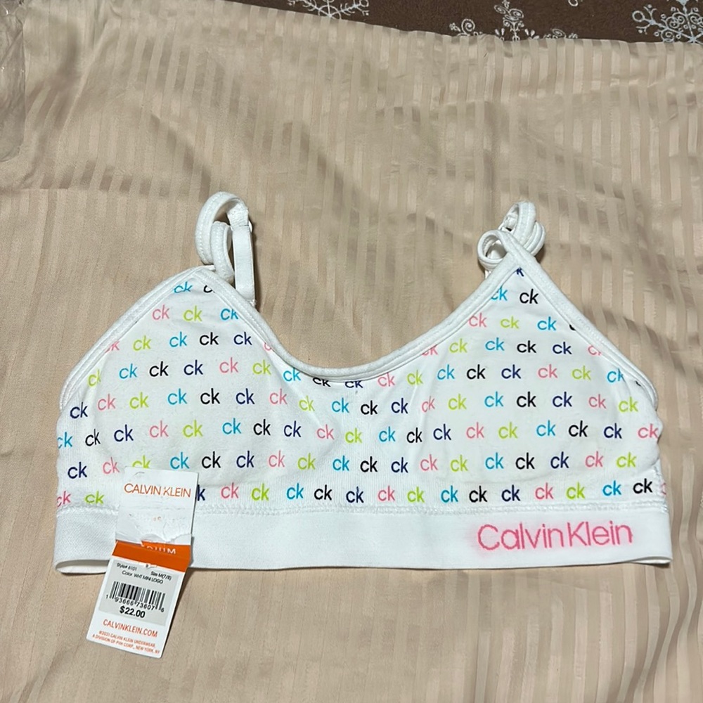 Calvin Klein girls padded bra nwt different sizes medium and small